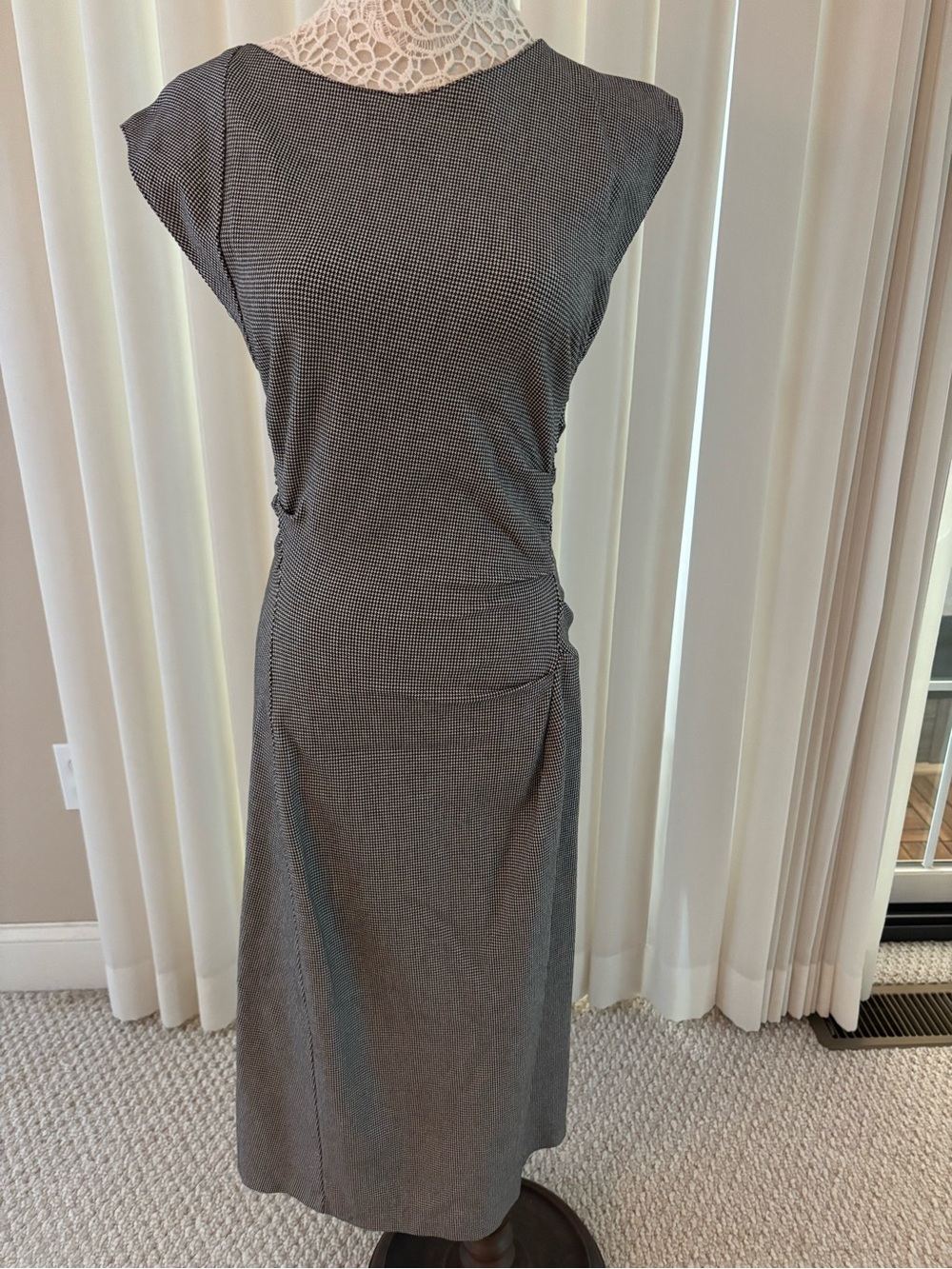 Classic Mini Houndstooth Cap-Sleeve Midi Dress